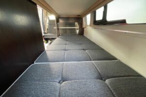 キャンピングカーグランベル