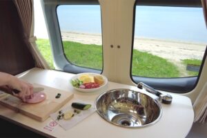 キャンピングカーグランベル