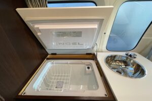 キャンピングカーグランベル